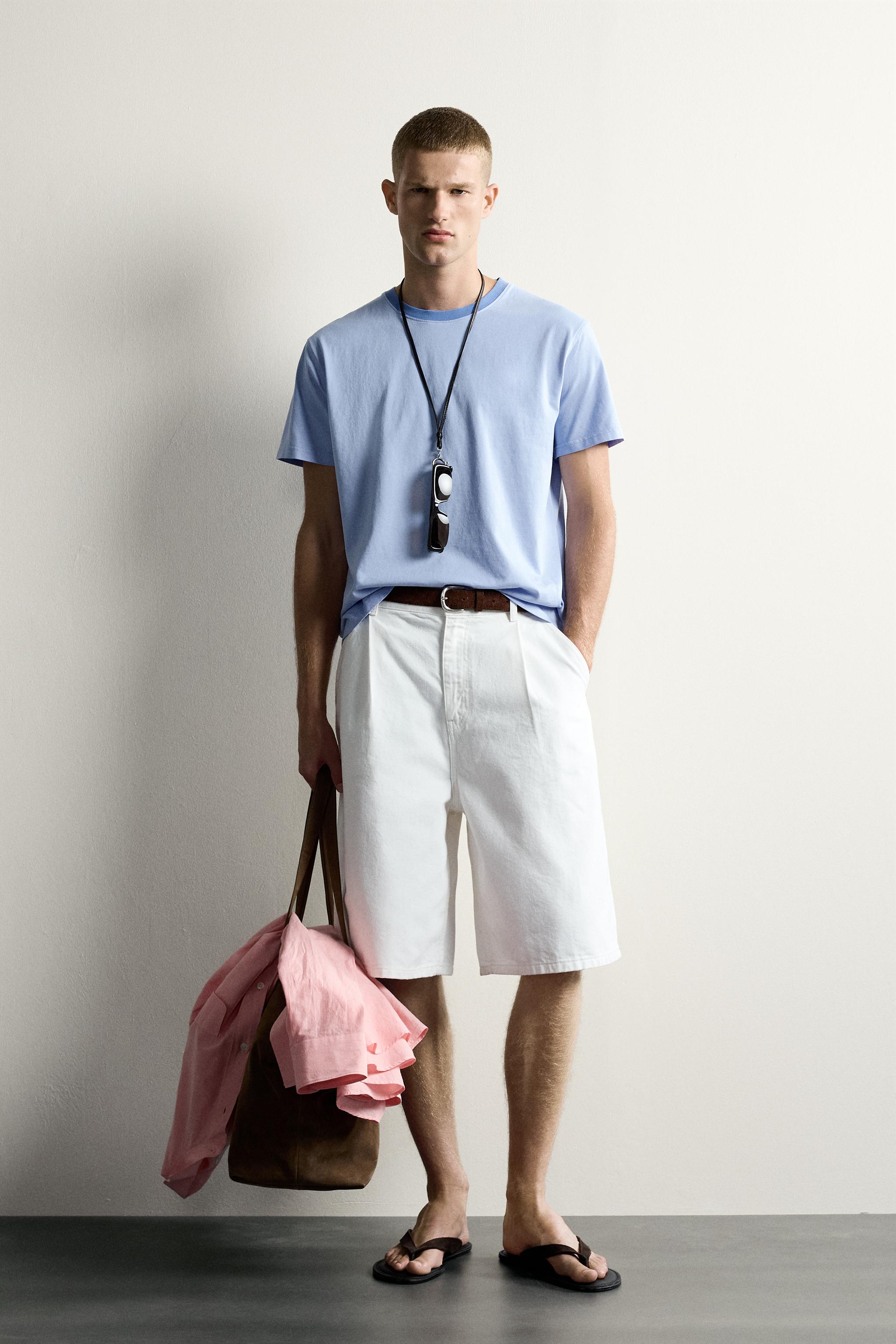 CONTRAST NECK RELAXED FIT T-SHIRT
